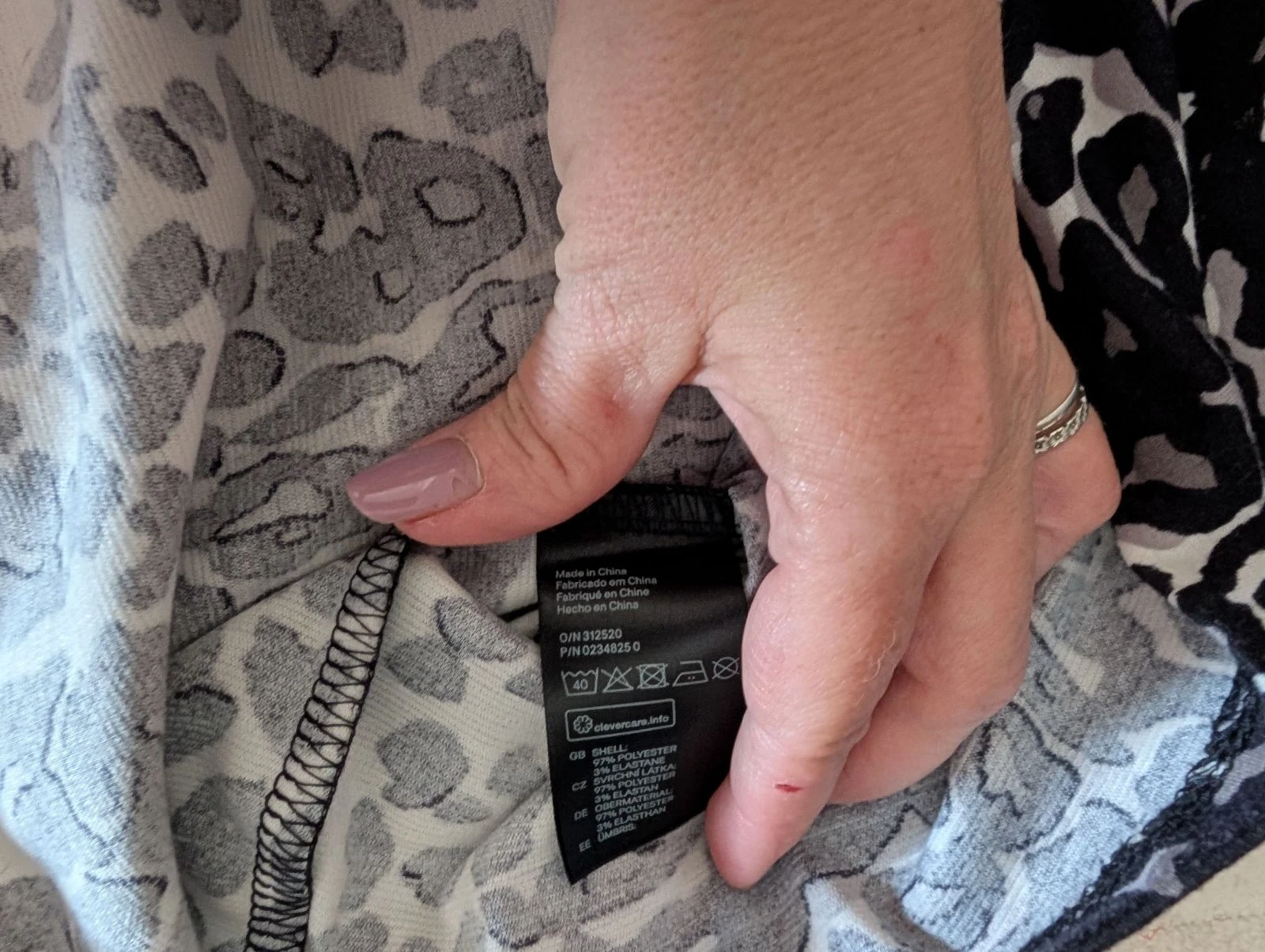 Magnífico vestido com estampa de leopardo – H&M – Tamanho M – photo 7
